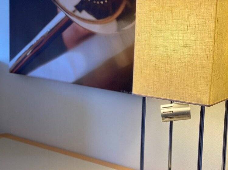 Семейный Номер, Strand City Hotell