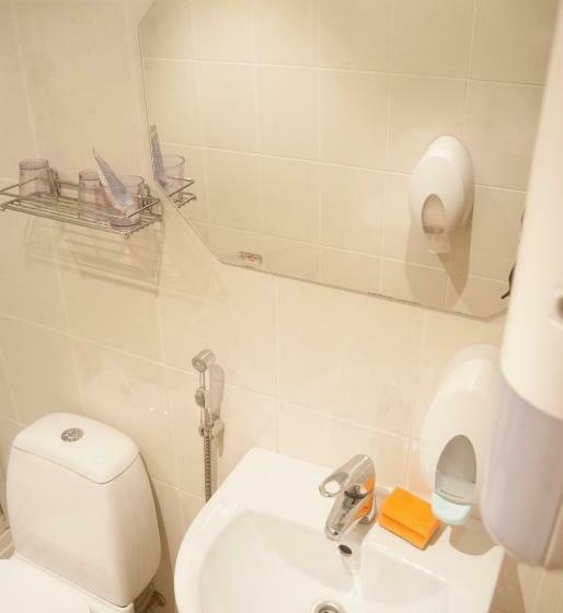 اتاق خانوادگی, Terve Hostel