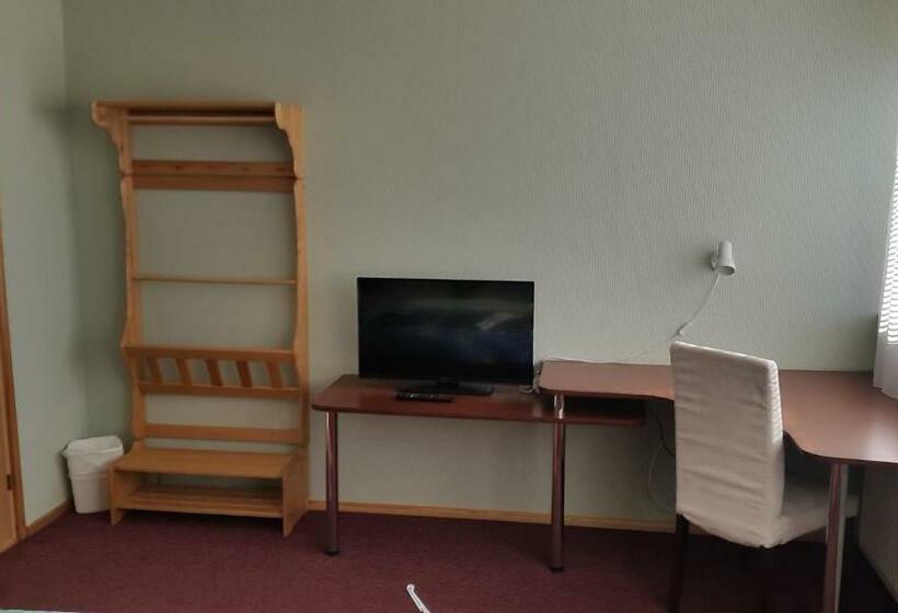 اتاق استاندارد با سرویس بهداشتی مشترک, Terve Hostel