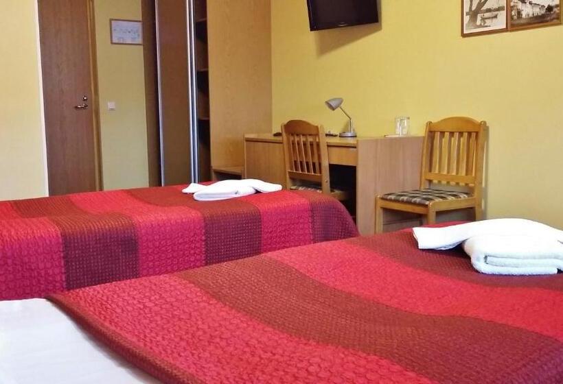 اتاق استاندارد, L Wironia