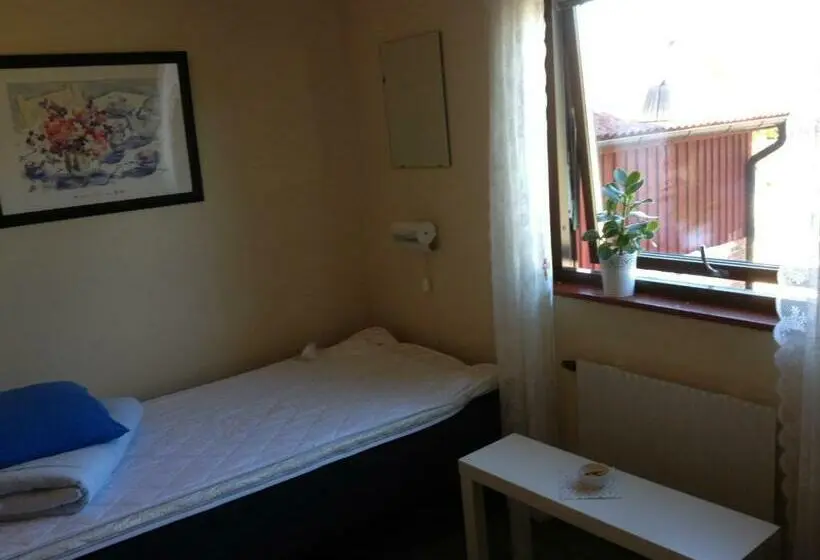 バス共有のスタンダードルーム, Hässleholmsgårdens Vandrarhem