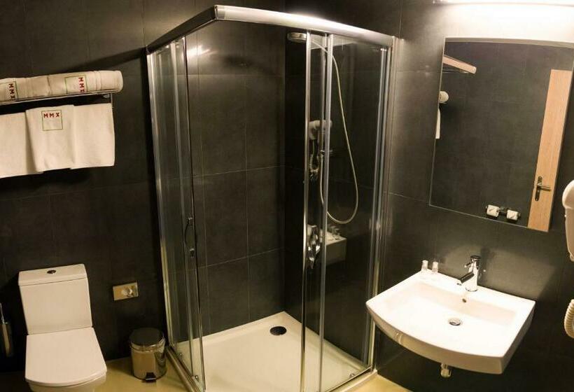 غرفة قياسية, Pivotel Mmx