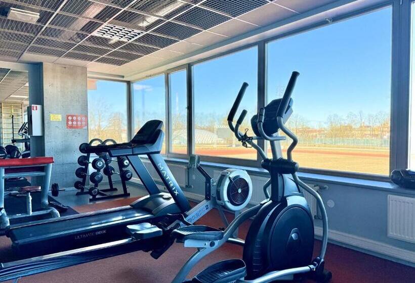 اتاق استاندارد سه تخته با سرویس بهداشتی مشترک, Tamme Staadioni Hostel