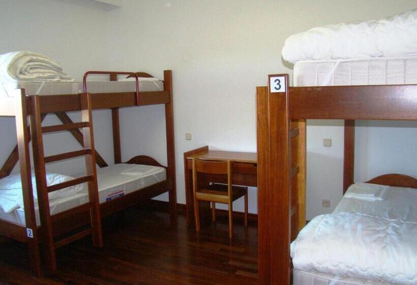 سرير فى غرفة مشتركه, Hi Foz Coa   Pousada De Juventude