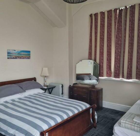 חדר סטנדרט עם מיטת קינג, Toad Hall Accommodation