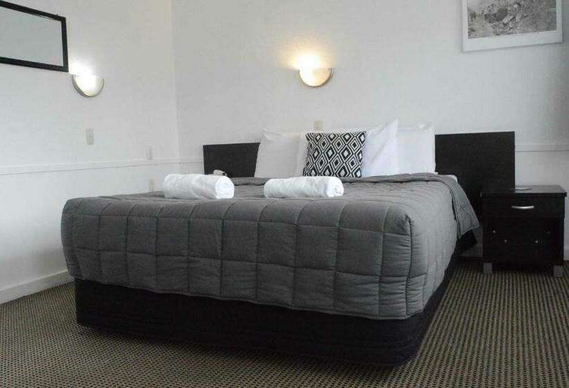 Номер Стандарт, Alexander Motel