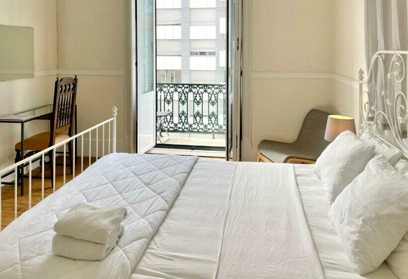 اتاق استاندارد با سرویس بهداشتی مشترک, Ambiente Hostel