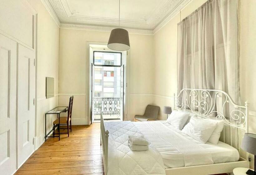 اتاق استاندارد با سرویس بهداشتی مشترک, Ambiente Hostel