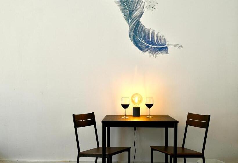 اتاق استاندارد سه تخته با سرویس بهداشتی مشترک, Ambiente Hostel