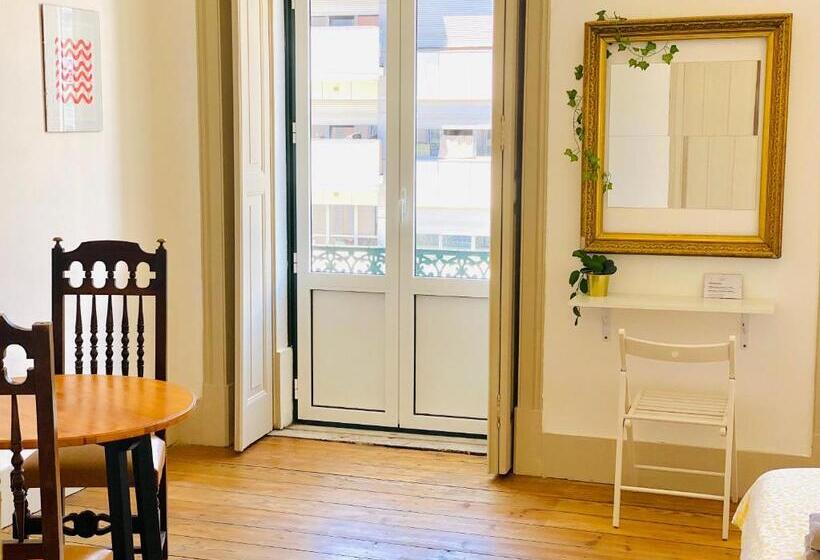 اتاق لوکس, Ambiente Hostel