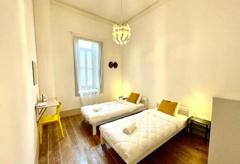 اتاق اکونومی, Ambiente Hostel