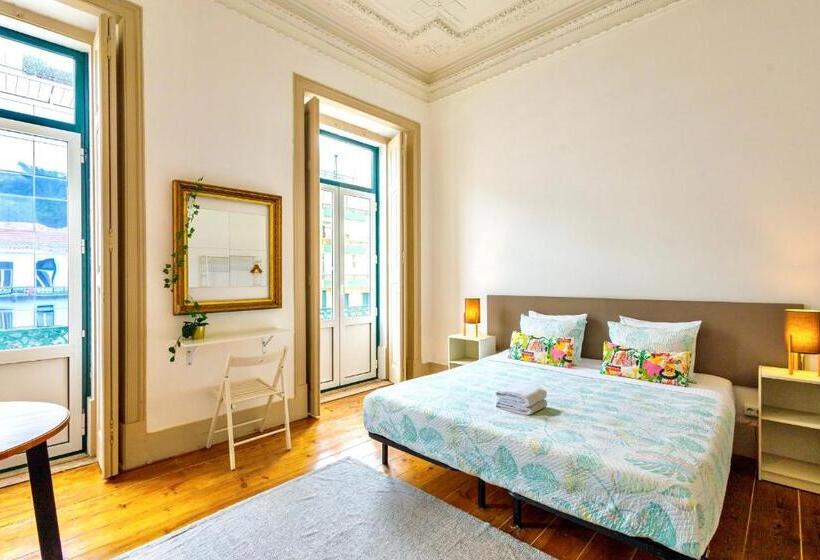 اتاق لوکس, Ambiente Hostel