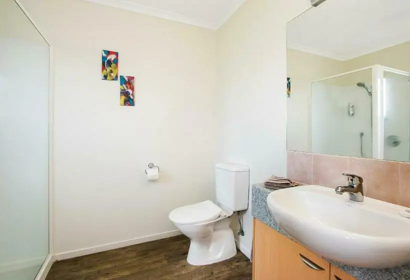 Standard-studio, Asure Kaimai View Motel