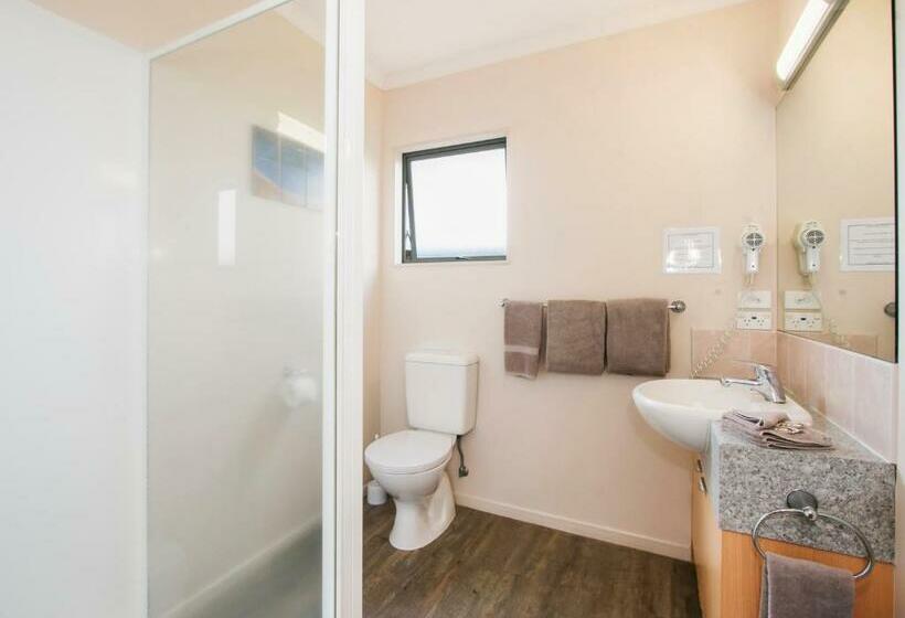 סוויטה משפחתית 2 חדרי שינה, Asure Kaimai View Motel