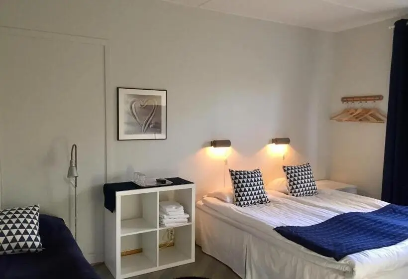 Chambre Triple Standard Salle de Bains Commune, Aurora Bed & Breakfast