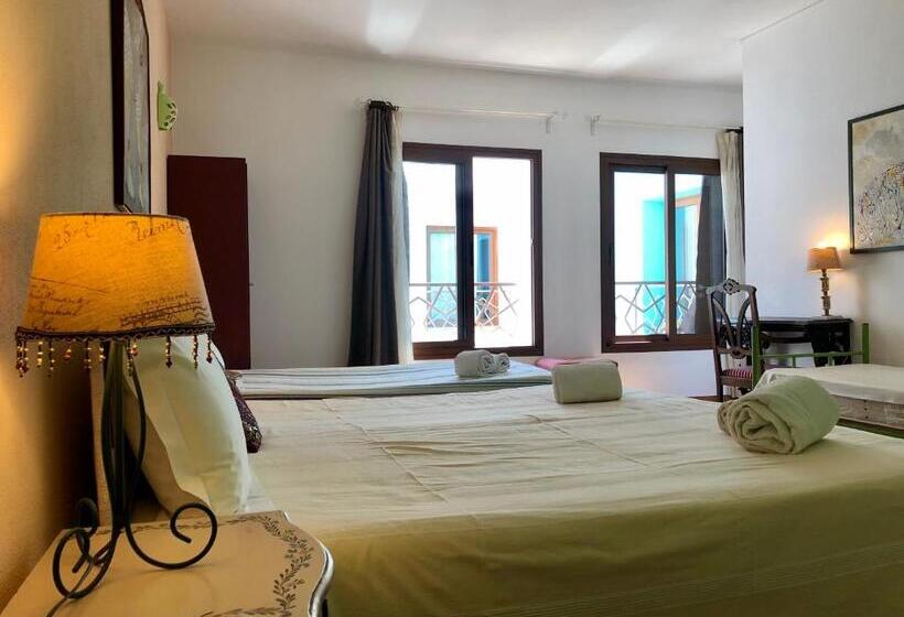 חדר משפחתי, Alvor Ar De Mar