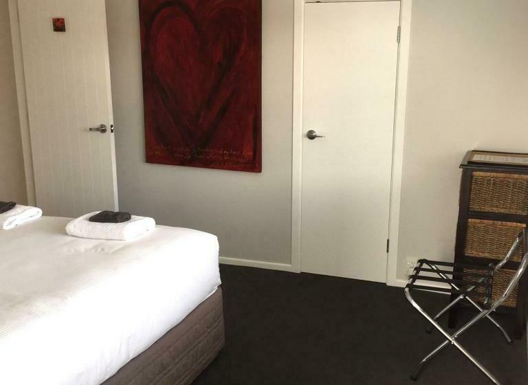 חדר סטנדרט נוף לים עם מרפסת, Kiwi House Waiheke