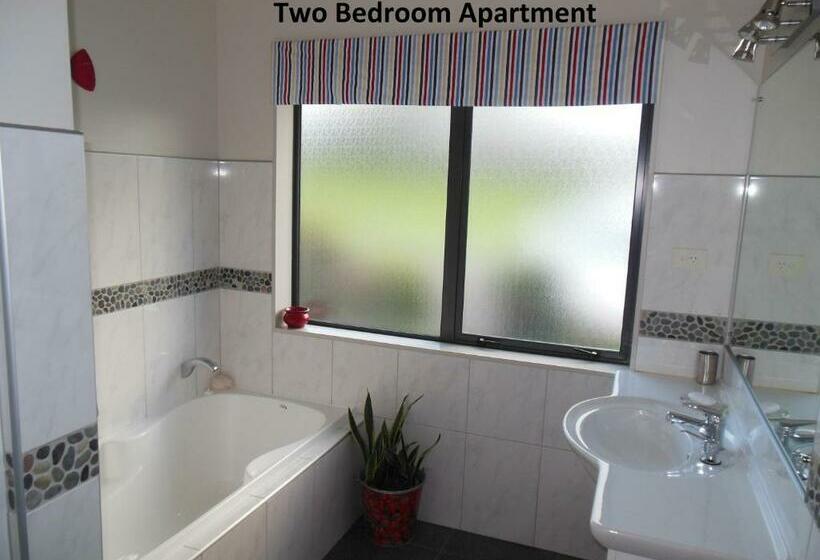 Апартаменты 2 Спальни, Silverdale Garden Stay