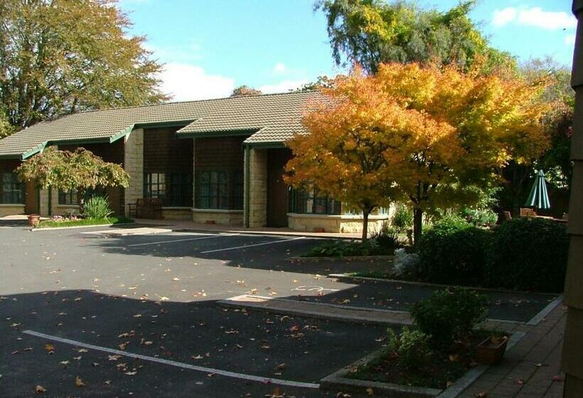 استودیو استاندارد با تخت کینگ, Cambridge Mews Motel