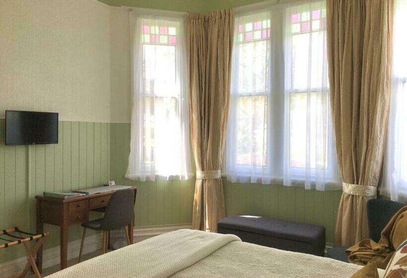 스탠다드 룸 킹사이즈 침대, Chelsea House Bed & Breakfast