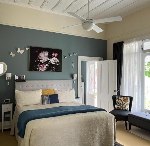 스탠다드 룸 킹사이즈 침대, Chelsea House Bed & Breakfast