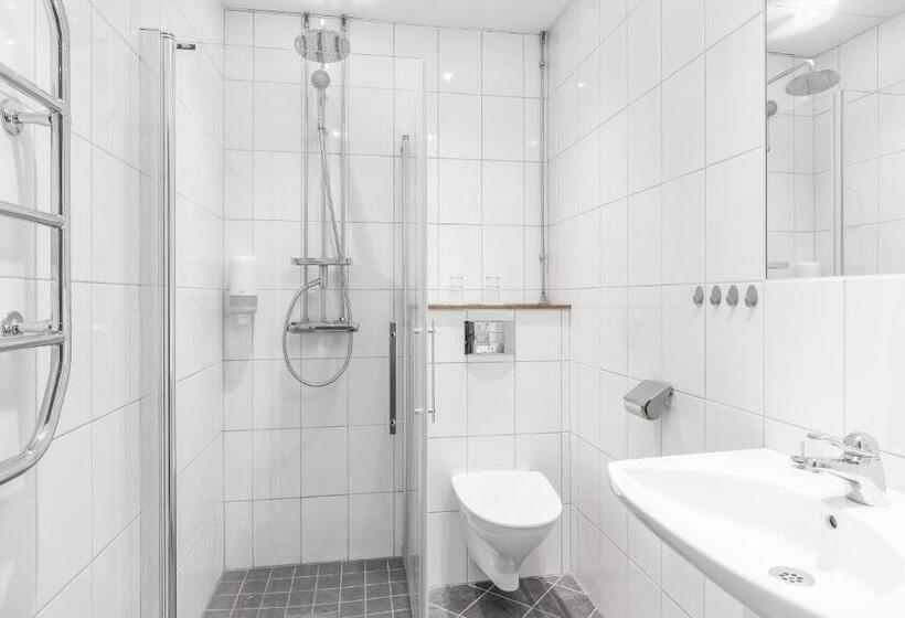 Pokój Standard, L Fängelset Västervik