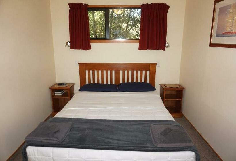 דירת שני חדרים, Geraldine Motels