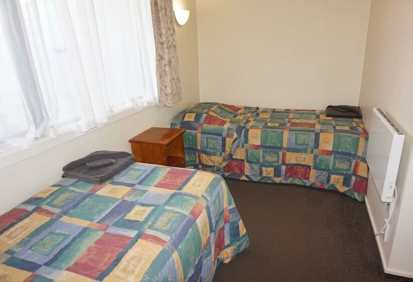 דירת דלוקס 2 חדרי שינה, Geraldine Motels