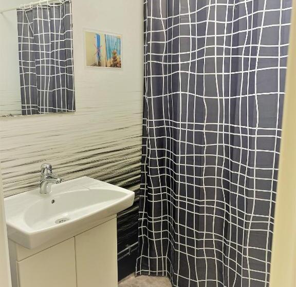 Номер Стандарт Четырехместный Совместный Санузел, Hällefors Vandrarhem Hostel & Kanotcenter