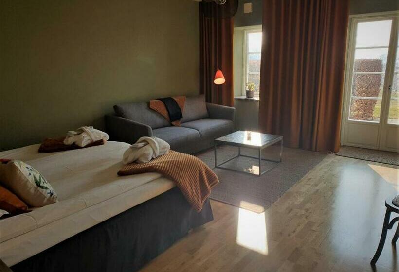 Camera Quadrupla Standard, örums Nygård Gårdshotell