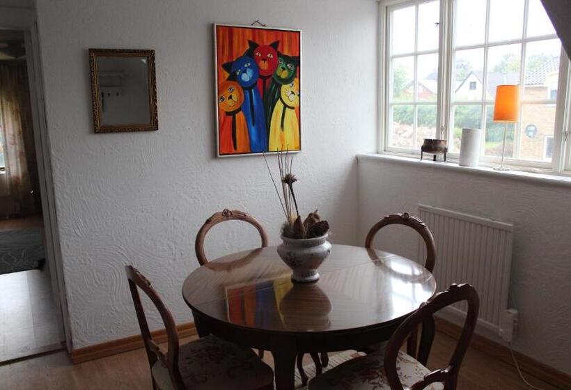 Номен Superior с Гидромассажем, Skivarps Gästgivaregård