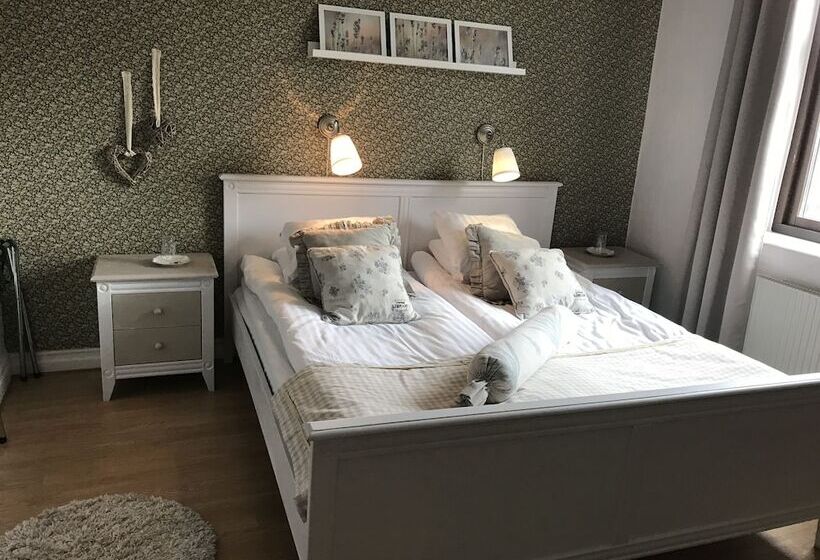 Номер Стандарт, Skivarps Gästgivaregård