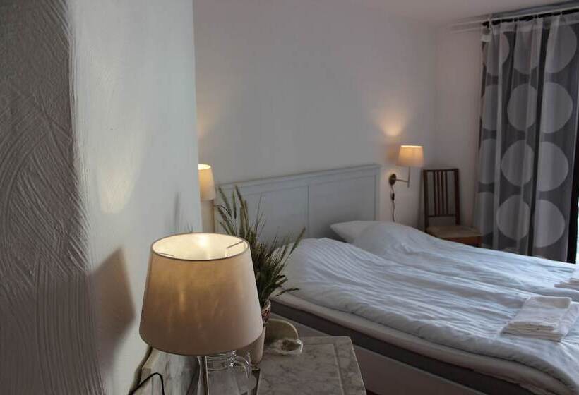 Номер Стандарт, Skivarps Gästgivaregård