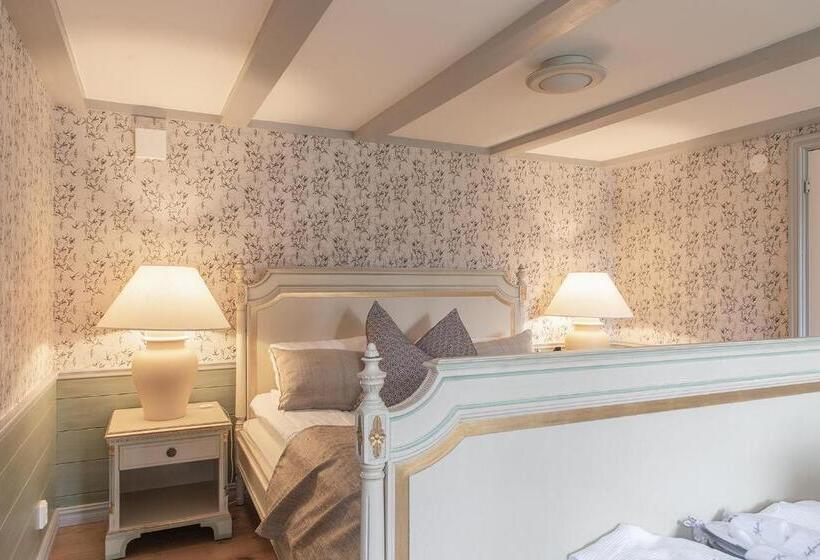 Люкс Повышенной Комфортности, Stufvenäs Gästgifveri