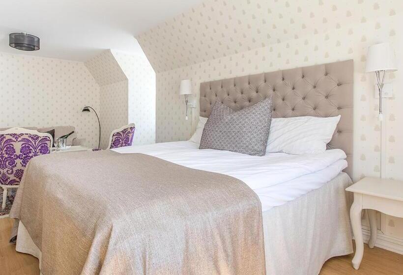 Люкс Повышенной Комфортности, Stufvenäs Gästgifveri