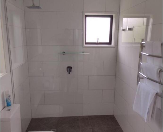 استودیوی لوکس, Kerigold Secluded Chalets Motel