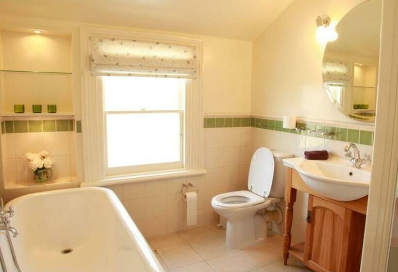 اتاق استاندارد, Lilac Rose Boutique Bed And Breakfast