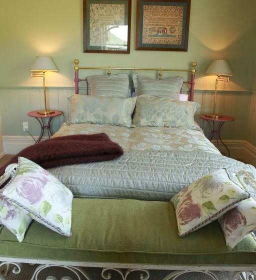 اتاق استاندارد با چشمانداز باغ, Lilac Rose Boutique Bed And Breakfast