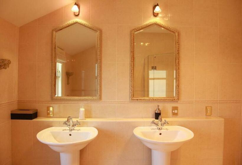 اتاق استاندارد با چشمانداز باغ, Lilac Rose Boutique Bed And Breakfast