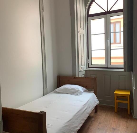 غرفة قياسية فردية حمام مشترك, Meeting Hostel