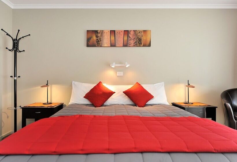 スタンダードスタジオ, Mohua Motels