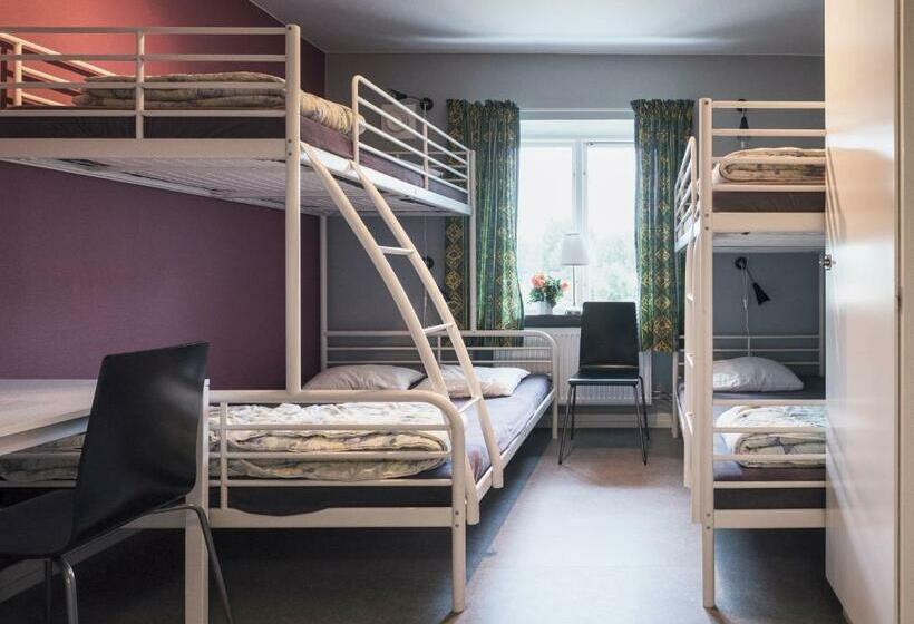 패밀리 룸 공용 욕실, Partille Vandrarhem