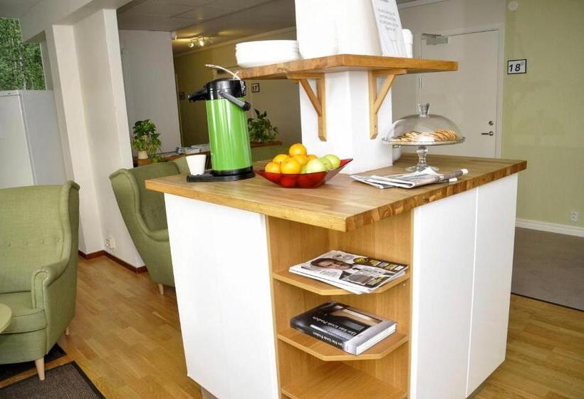 Семейный Номер, Ronneby Cityhotell