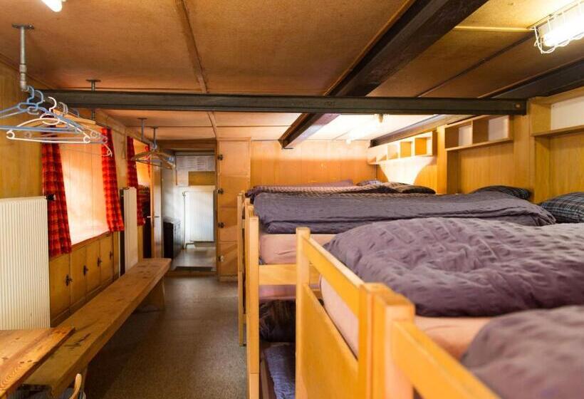 מיטה בחדר משותף, Gasthaus Pension Zum Turm