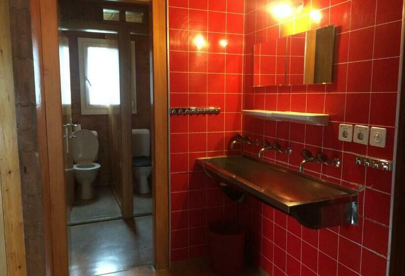 스탠다드 룸 공동 욕실, Gruppenhaus Rosy   Hostel