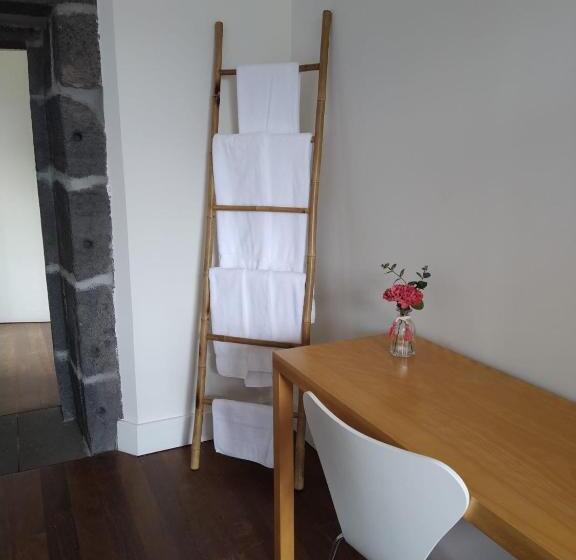 غرفة قياسية ثلاثية, Azores Youth Hostels   Pico