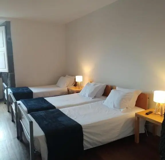 Standard Kolmen Hengen Huone, Azores Youth Hostels Pico