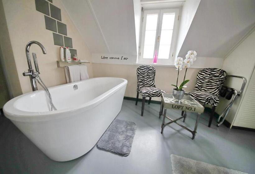 Superior room with lake view, Corseaux Beach