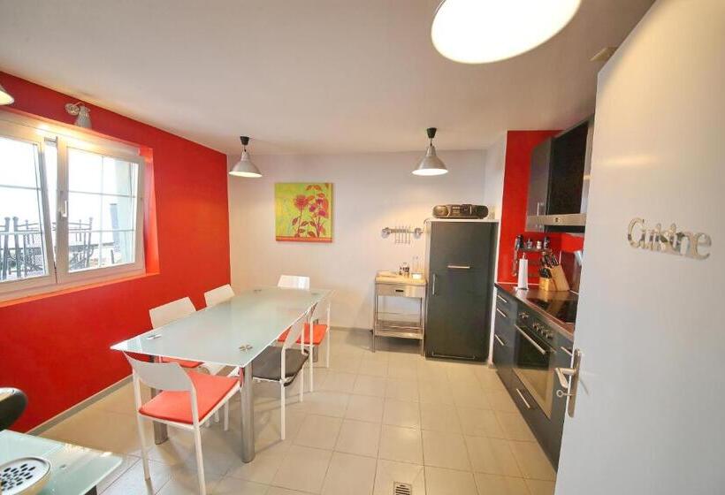 חדר סטנדרט נוף לאגם, Corseaux Beach