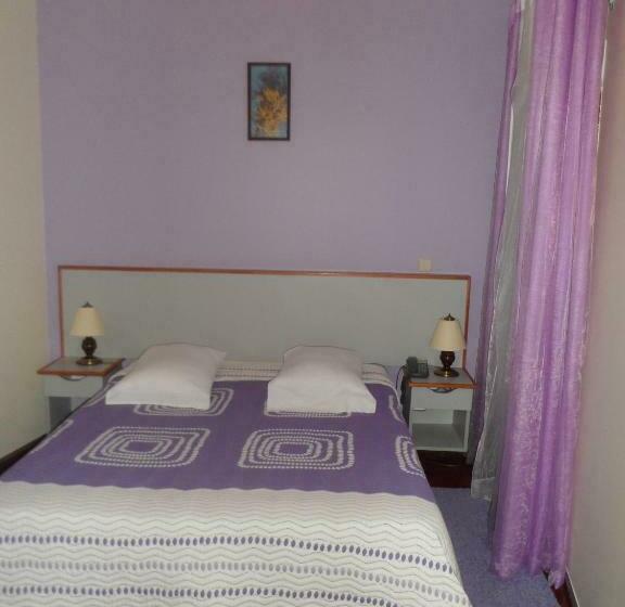 غرفة قياسية, Florinda